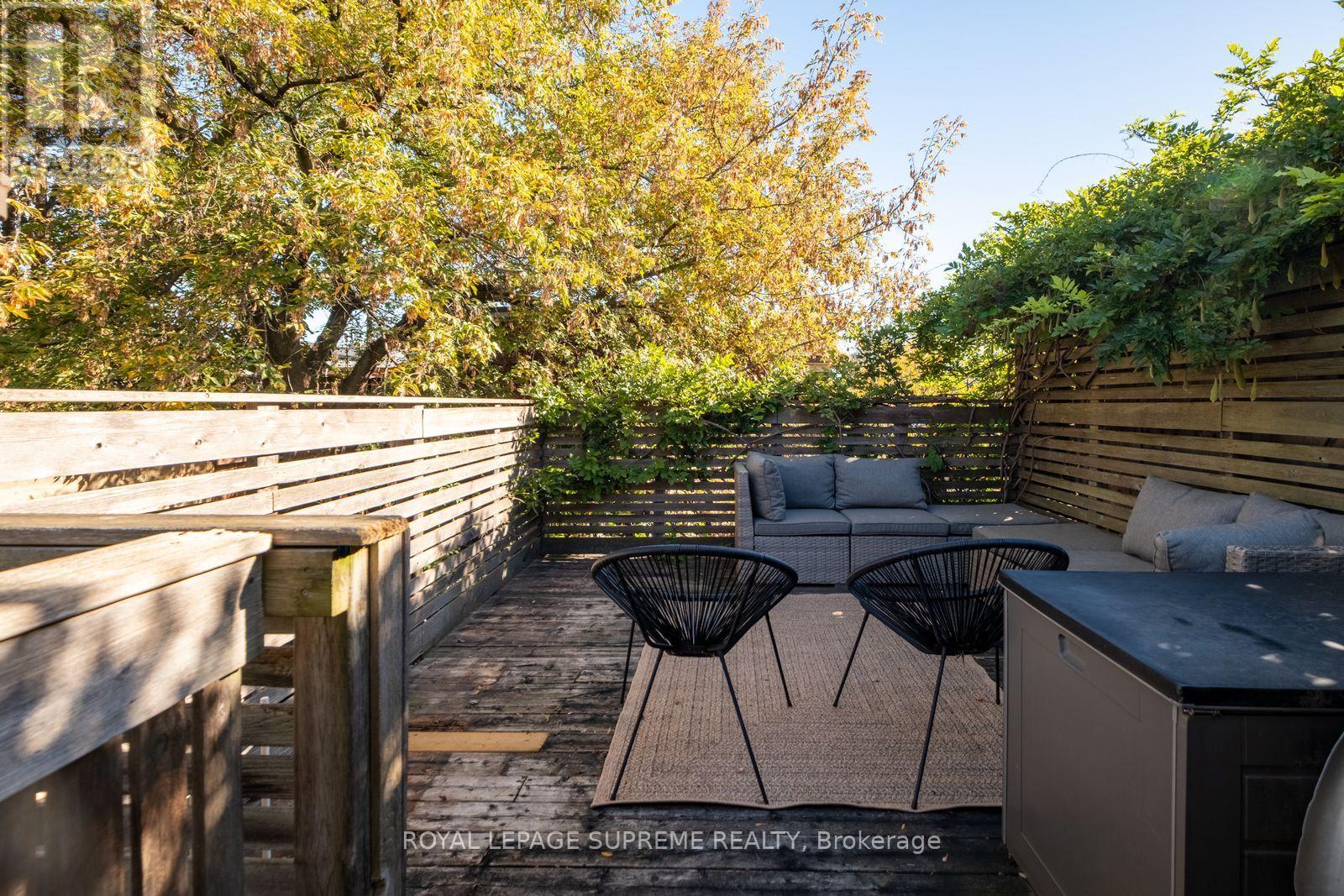 251 Crawford Street Property Photo 26