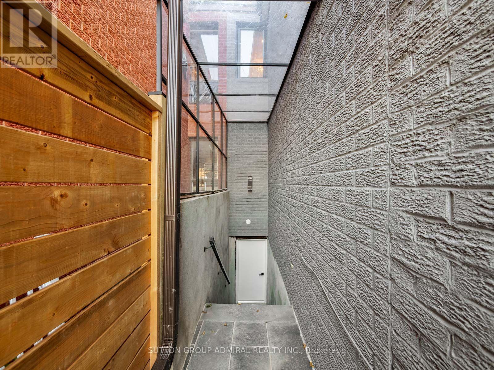 283 Euclid Avenue Property Photo 42