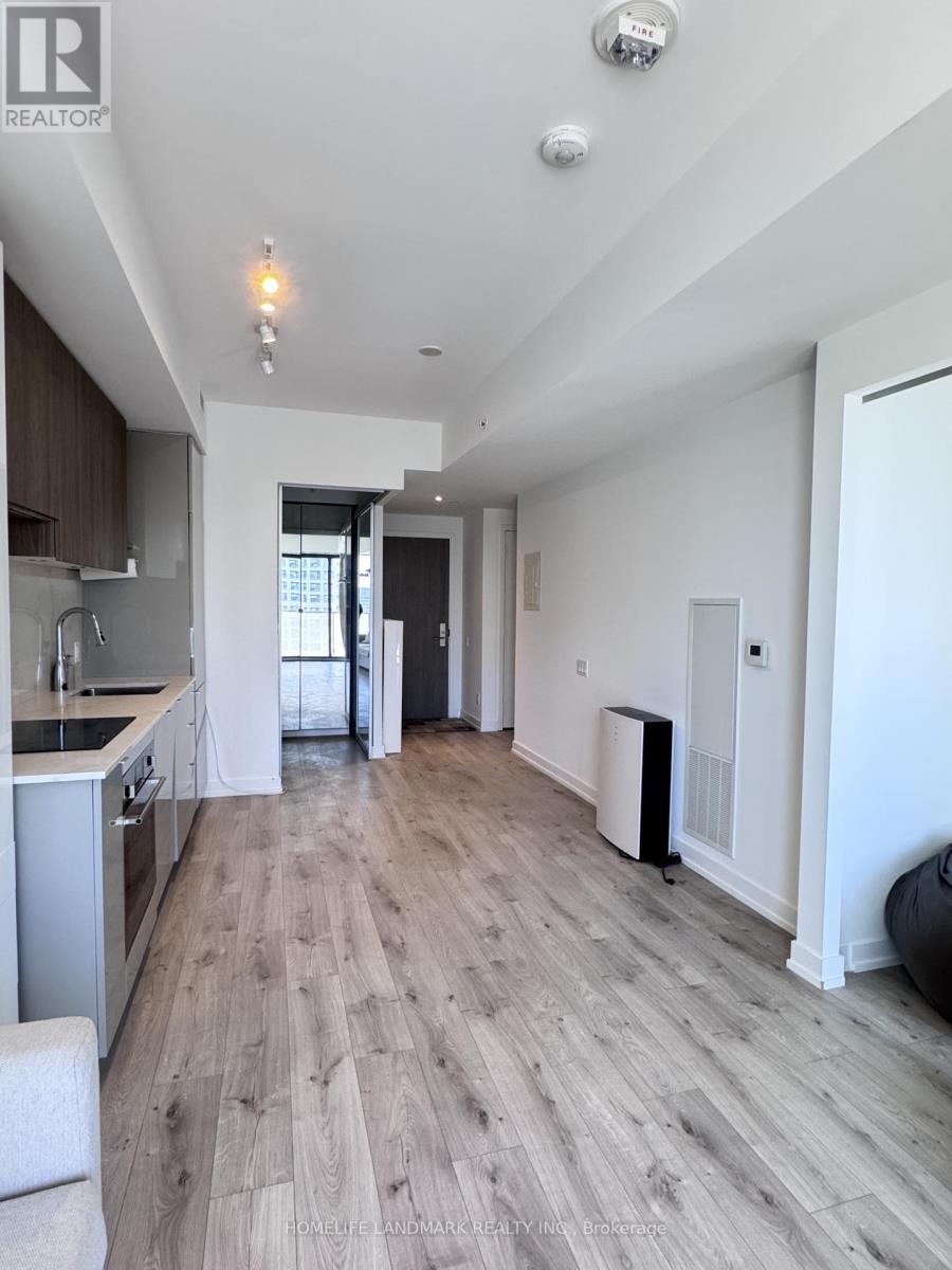 2211 - 161 Roehampton Avenue Property Photo 13