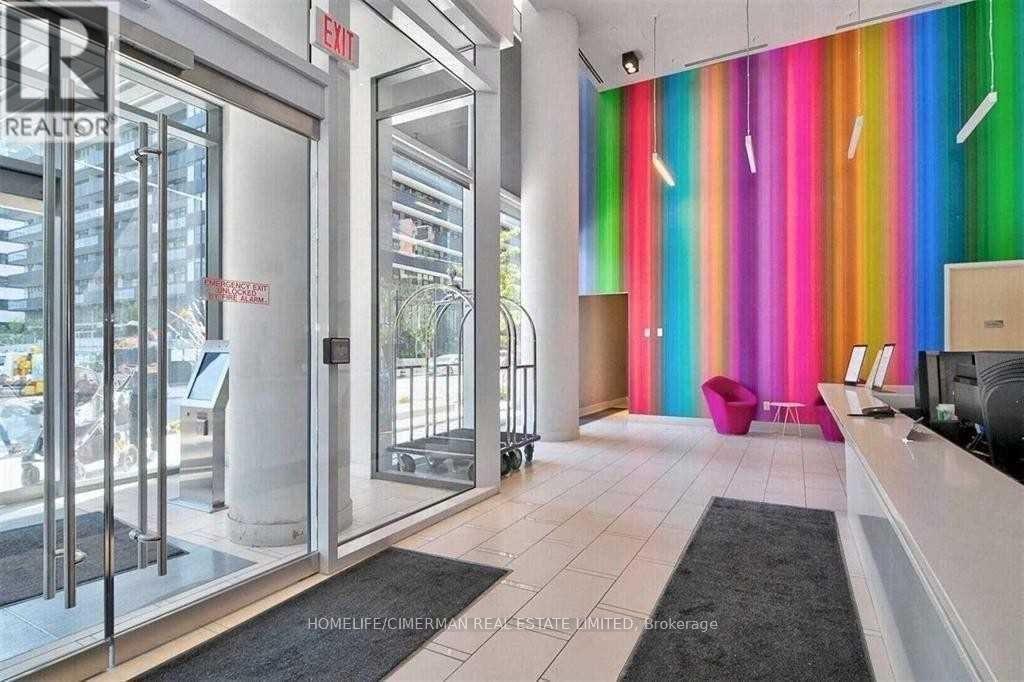 2603 - 30 Roehampton Avenue E Property Photo 4
