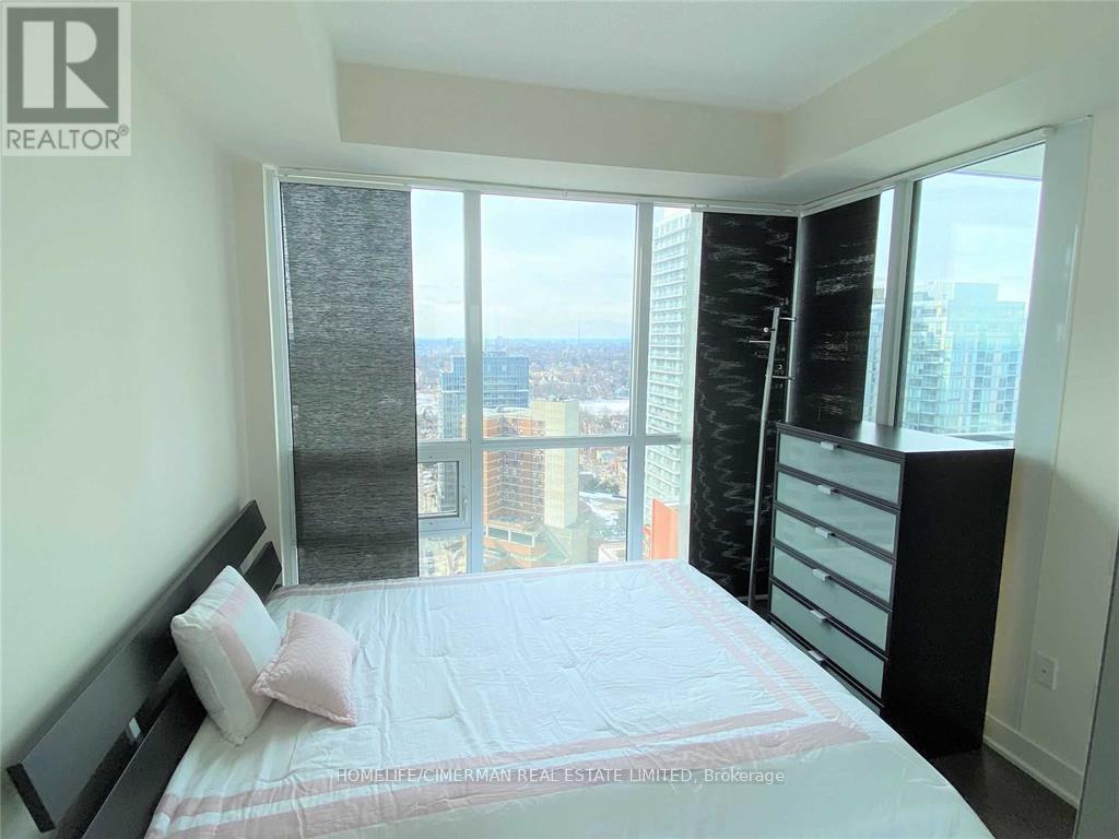 2603 - 30 Roehampton Avenue E Property Photo 9