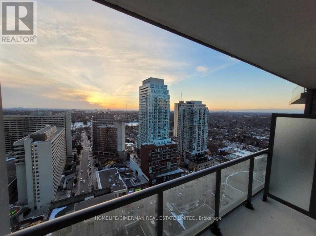 2603 - 30 Roehampton Avenue E Property Photo 11