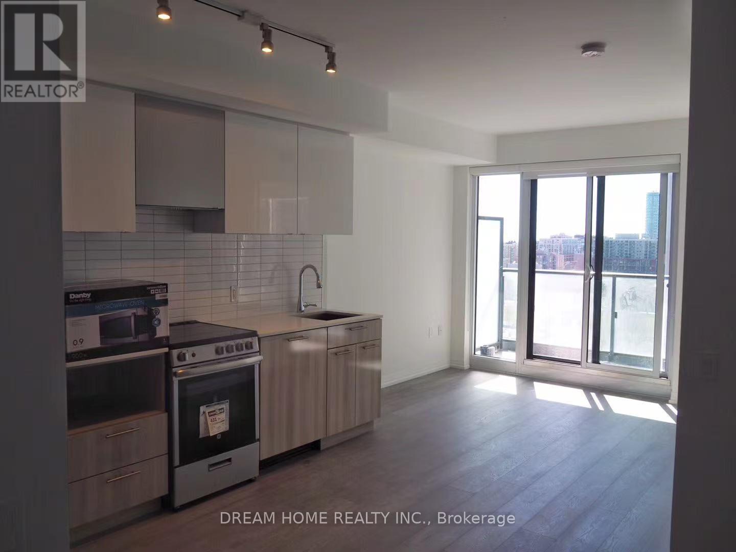 1420 - 251 Jarvis Street Property Photo 5