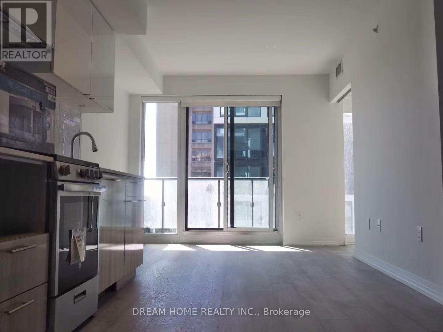 1420 - 251 Jarvis Street Property Photo 6