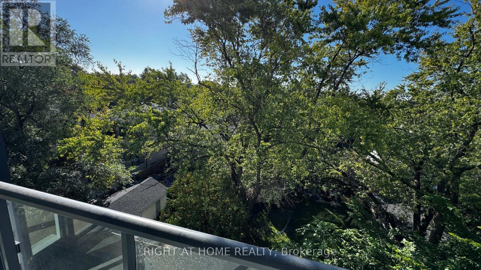 419 - 181 Sheppard Avenue E Property Photo 12