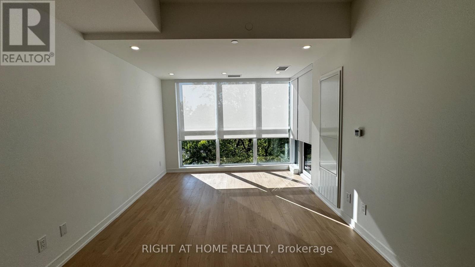 419 - 181 Sheppard Avenue E Property Photo 16