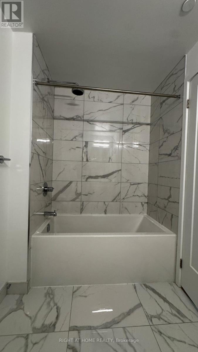 419 - 181 Sheppard Avenue E Property Photo 23