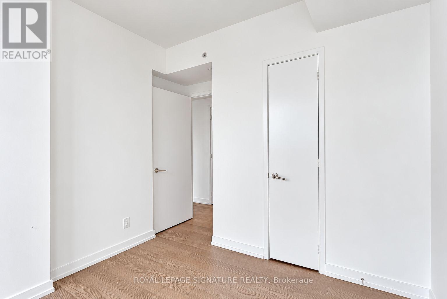 3604 - 161 Roehampton Avenue Property Photo 17