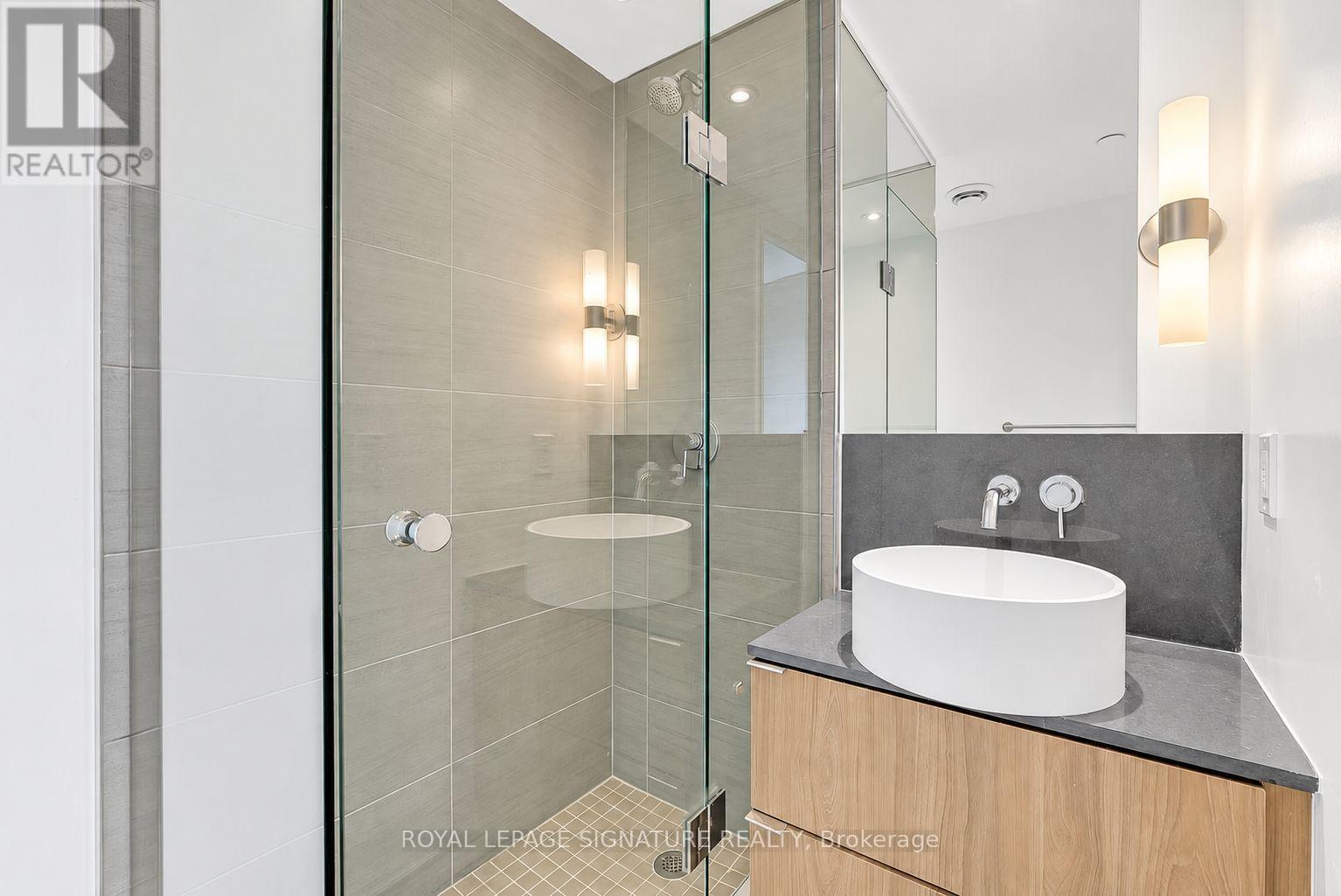 3604 - 161 Roehampton Avenue Property Photo 18