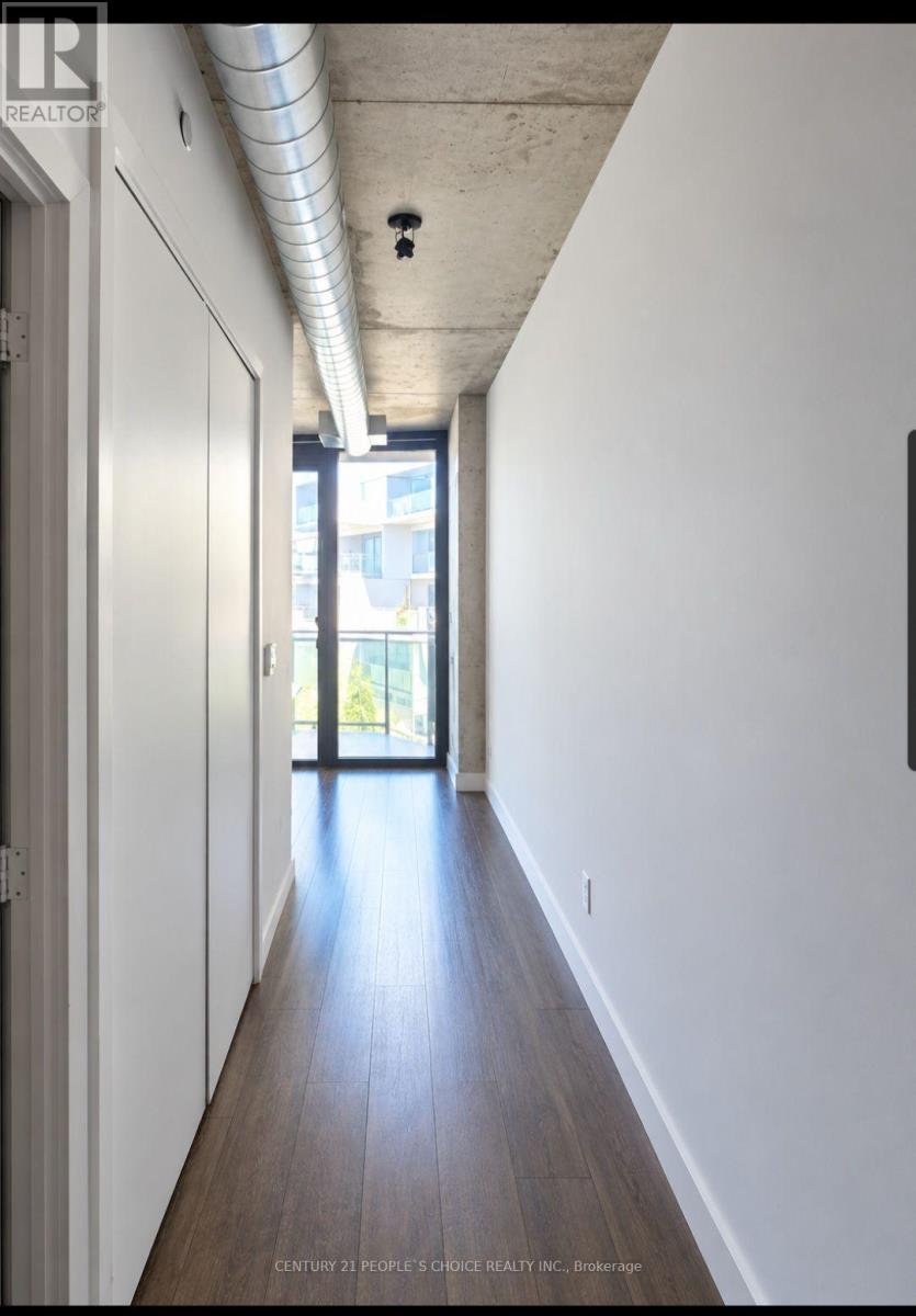 614 - 21 Lawren Harris Square Property Photo 3