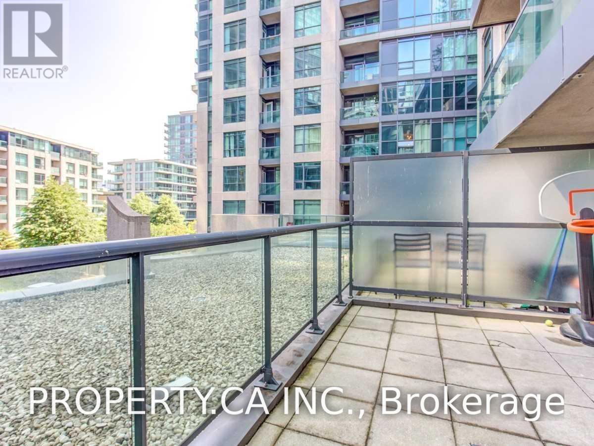 318 - 219 Fort York Boulevard Property Photo 20