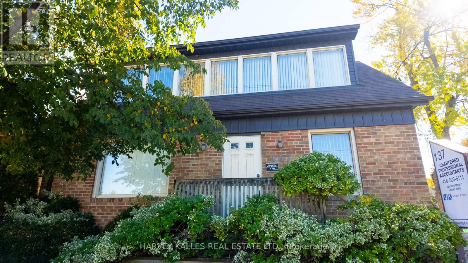 137 Sheppard Avenue E Property Photo 2