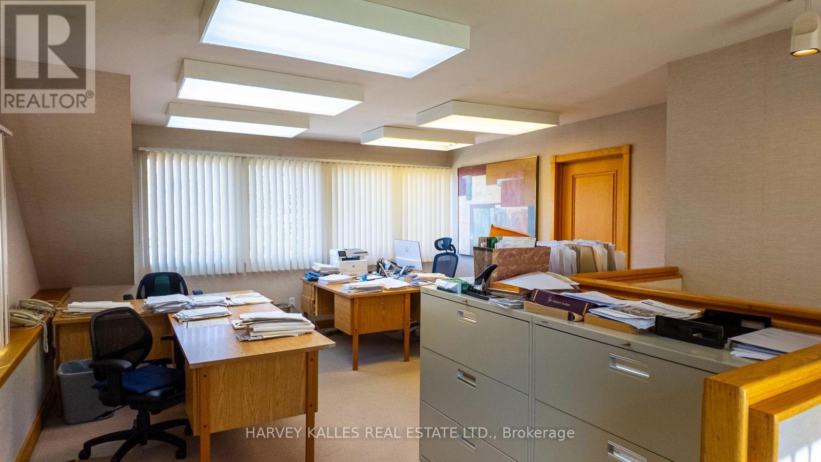 137 Sheppard Avenue E Property Photo 10