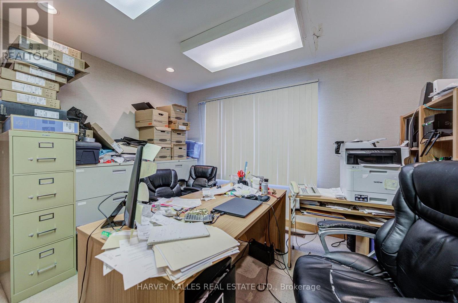 137 Sheppard Avenue E Property Photo 17