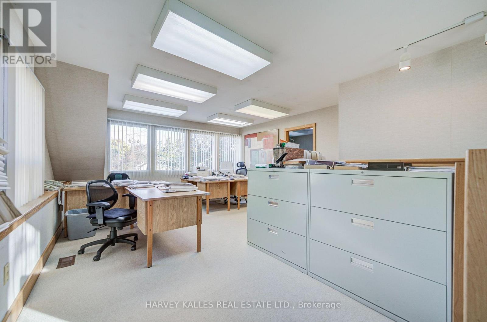 137 Sheppard Avenue E Property Photo 23