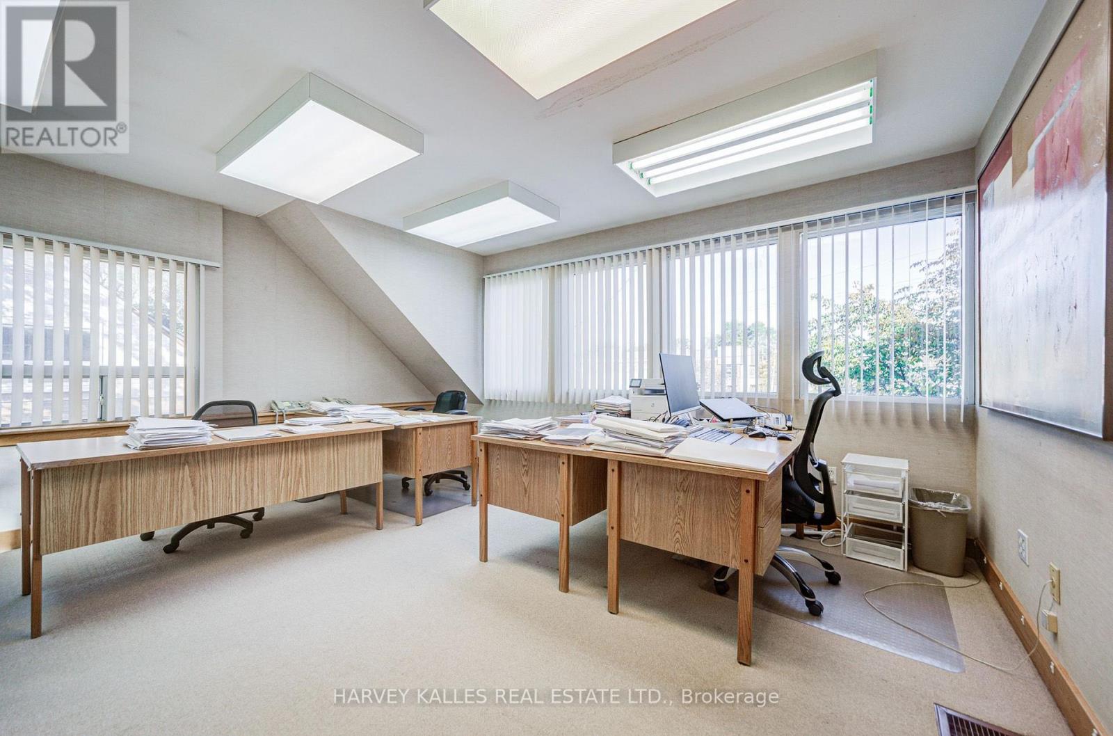 137 Sheppard Avenue E Property Photo 25