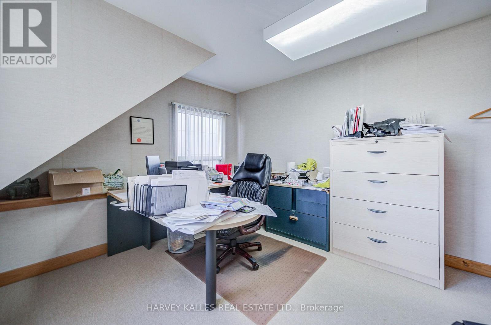 137 Sheppard Avenue E Property Photo 28