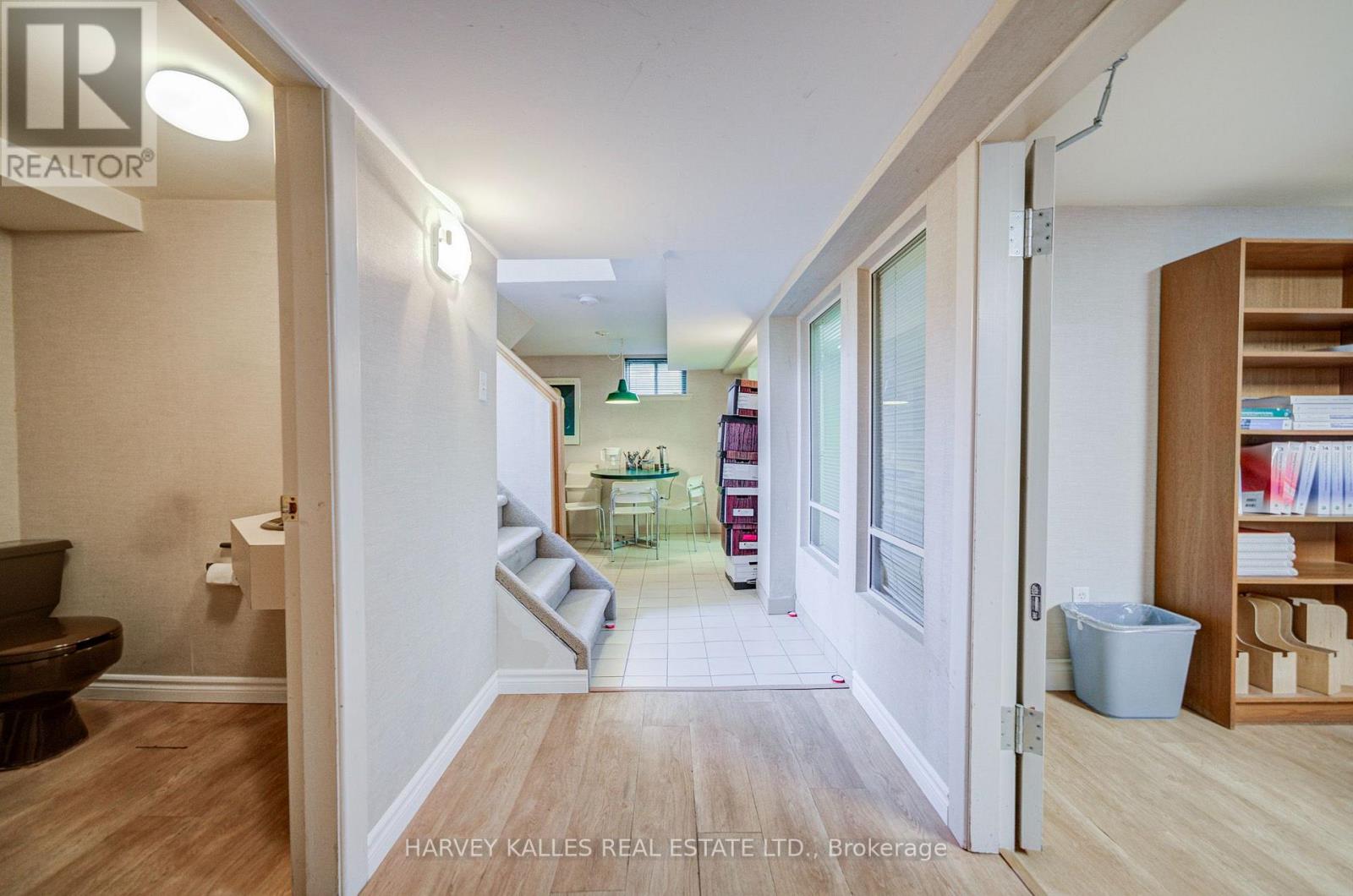 137 Sheppard Avenue E Property Photo 33