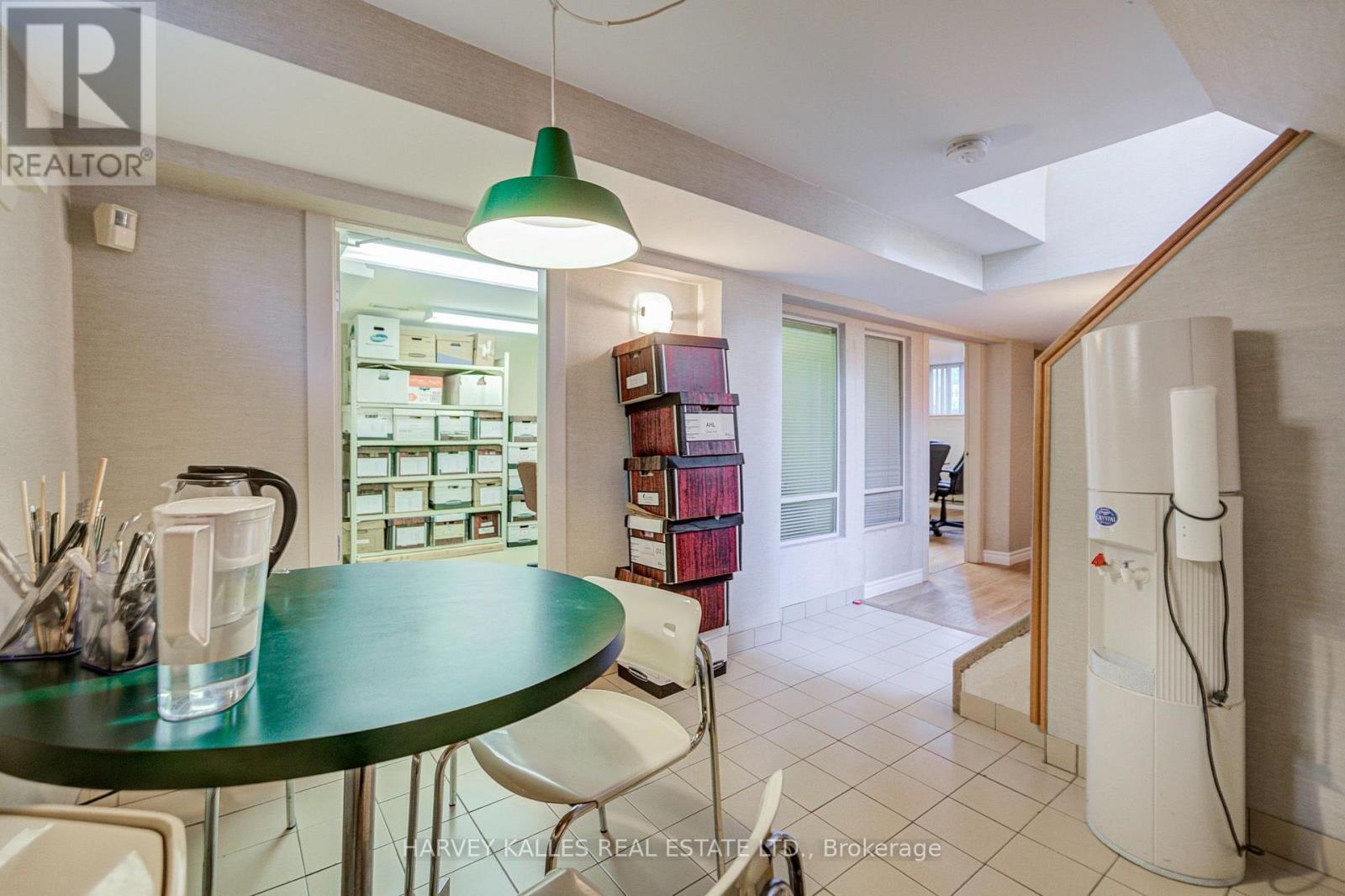 137 Sheppard Avenue E Property Photo 38