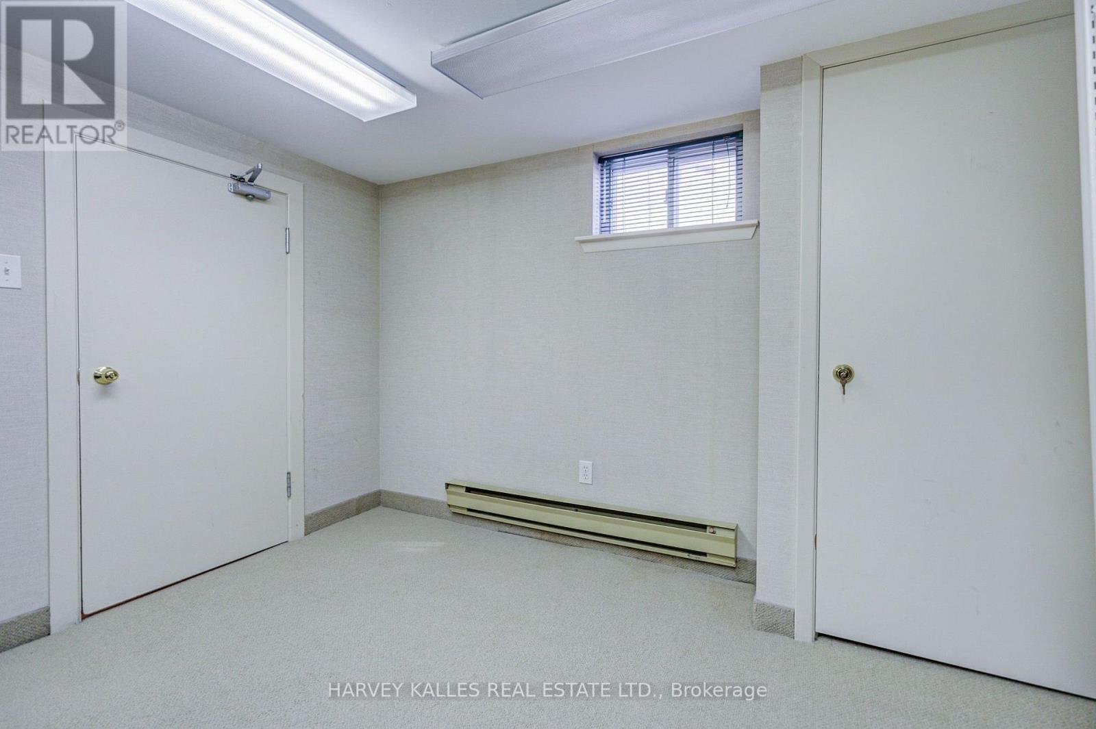 137 Sheppard Avenue E Property Photo 40