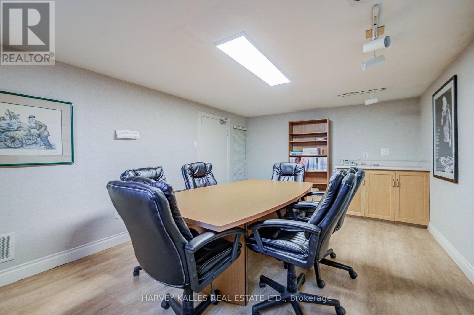 137 Sheppard Avenue E Property Photo 44