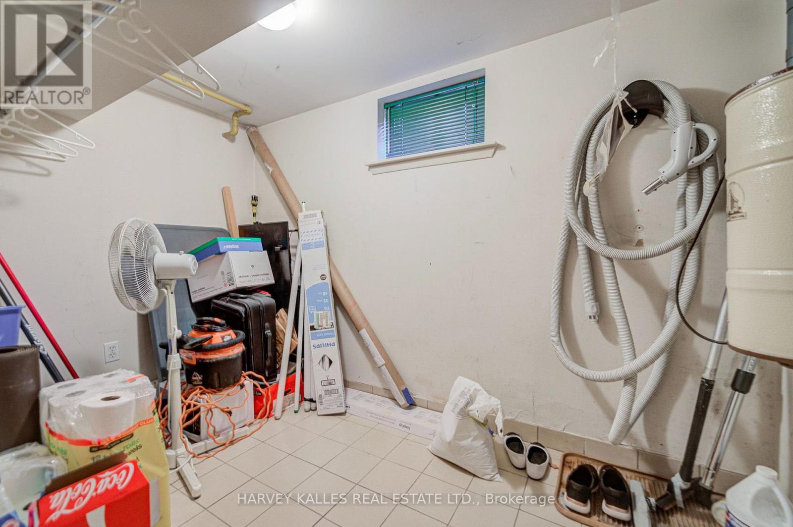 137 Sheppard Avenue E Property Photo 46