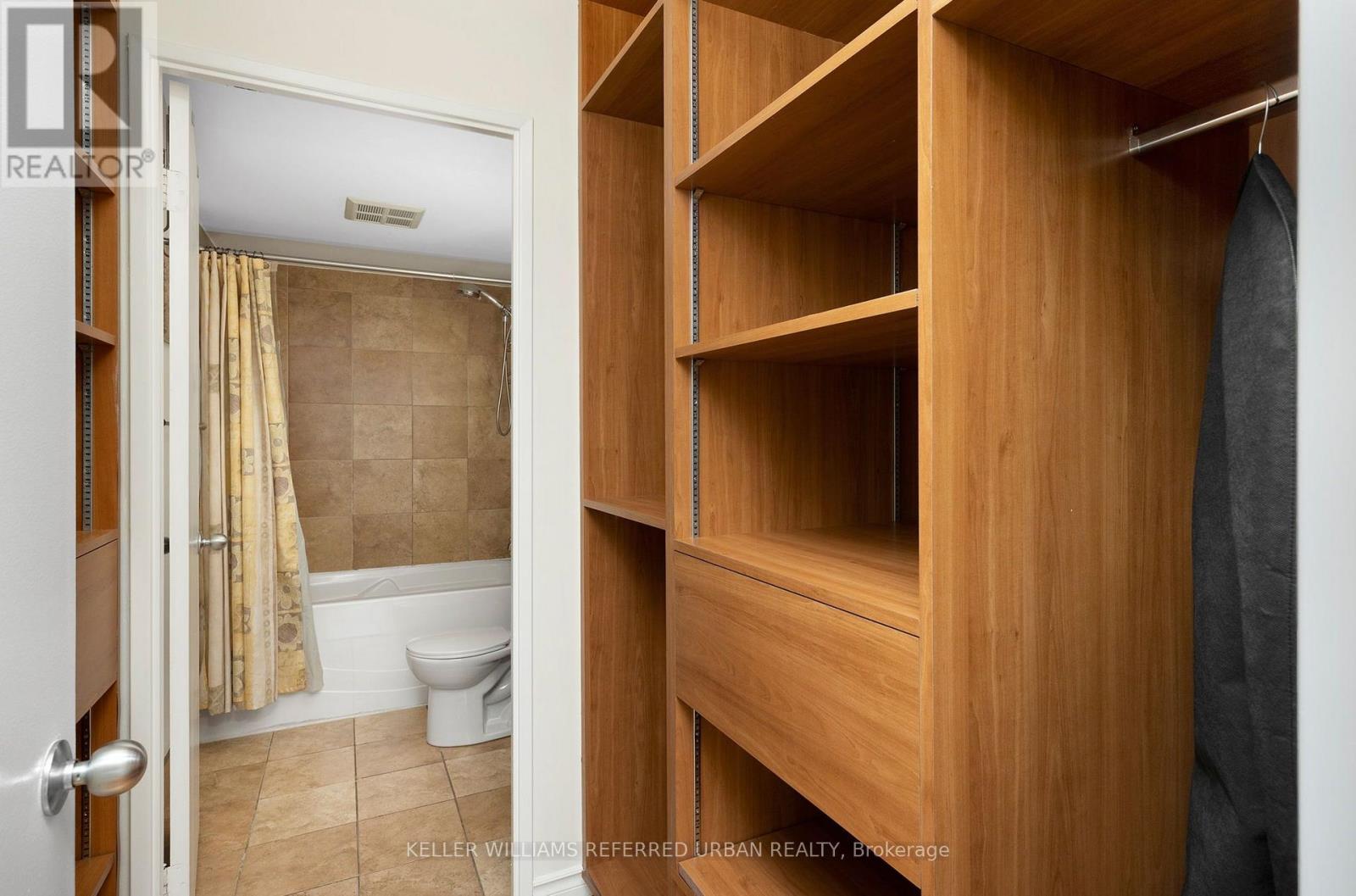 2105 - 205 Wynford Drive Property Photo 21