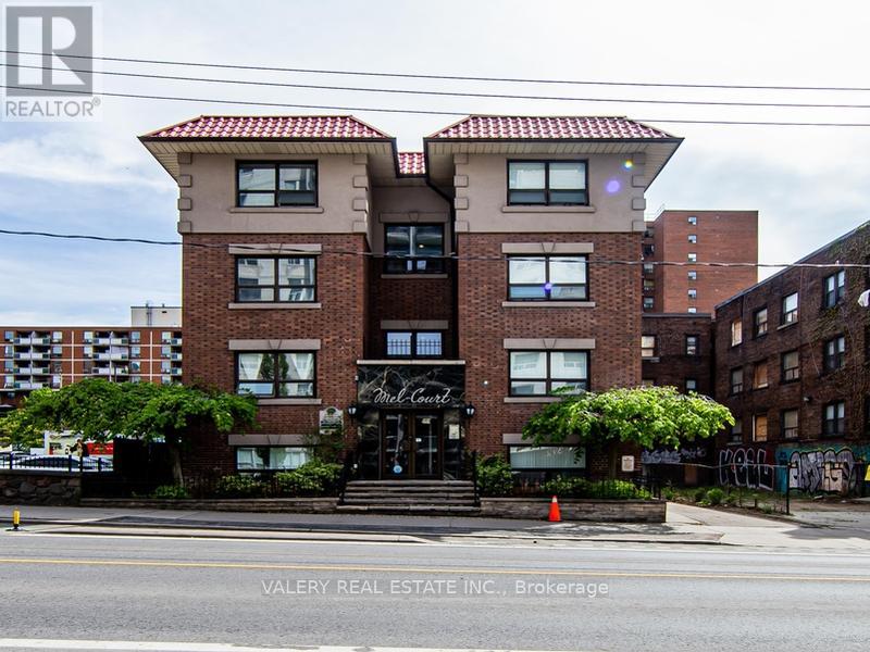 303 - 391 SHERBOURNE STREET Property Photo 1