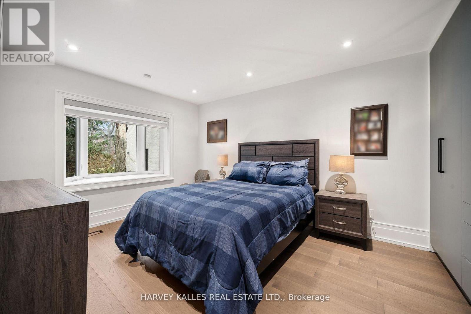 140 Sandringham Drive Property Photo 27