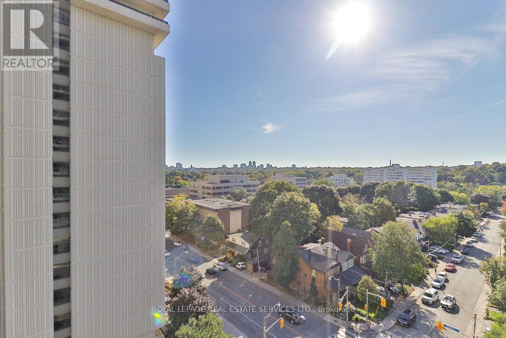 908 - 58 Orchard View Boulevard Property Photo 24