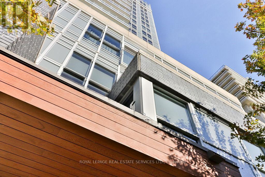 908 - 58 Orchard View Boulevard Property Photo 27