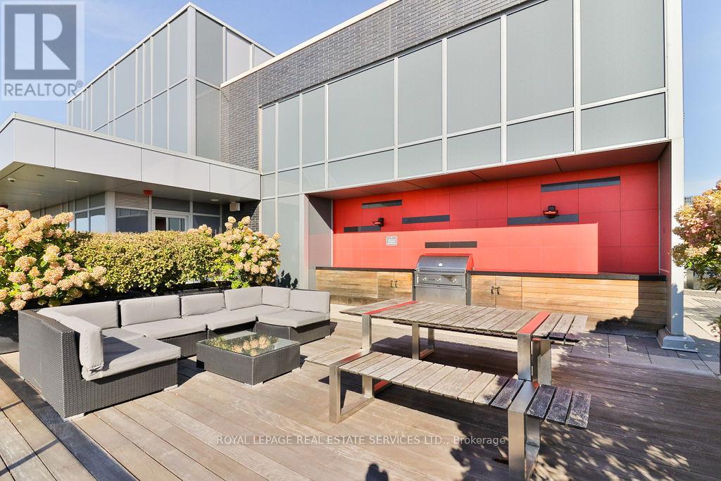 908 - 58 Orchard View Boulevard Property Photo 35