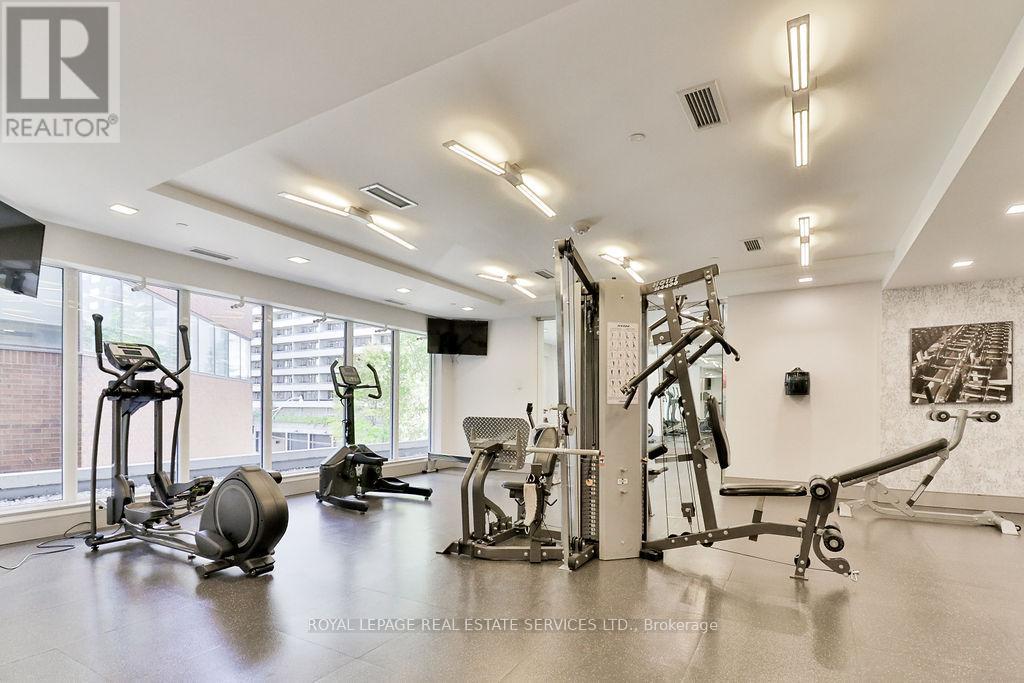 908 - 58 Orchard View Boulevard Property Photo 36