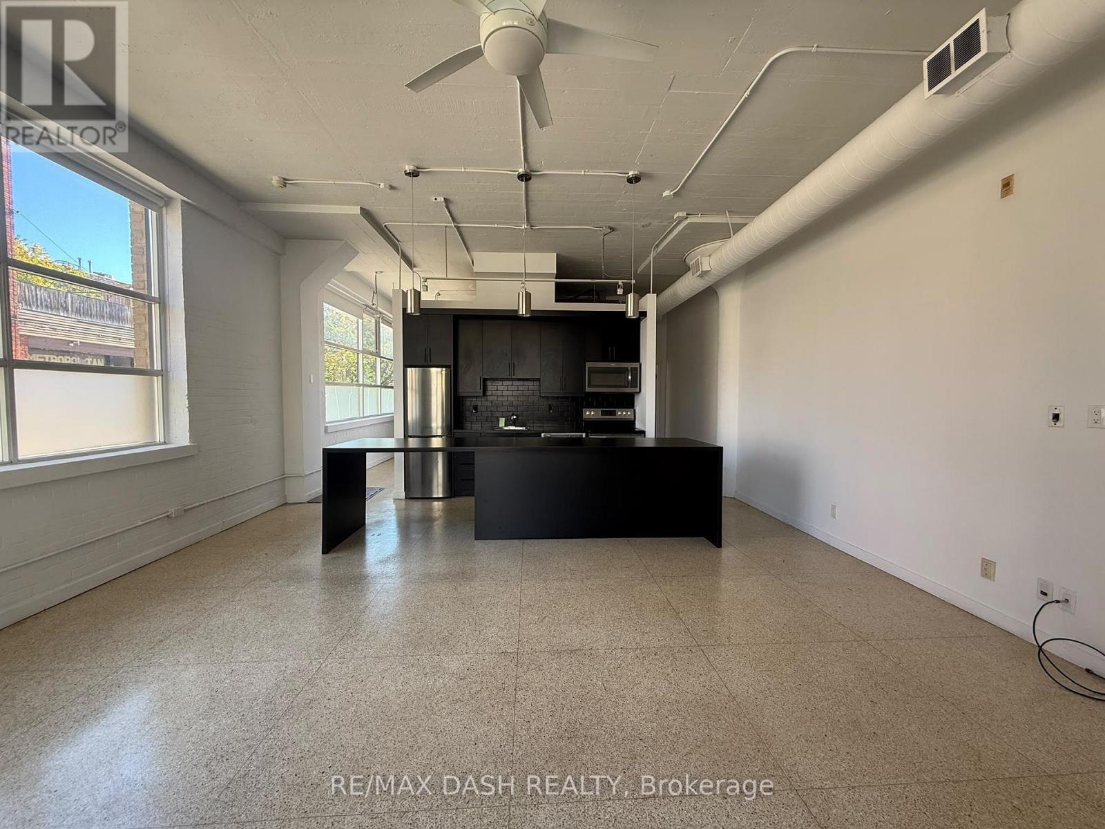 104 - 365 Dundas Street E Property Photo 7