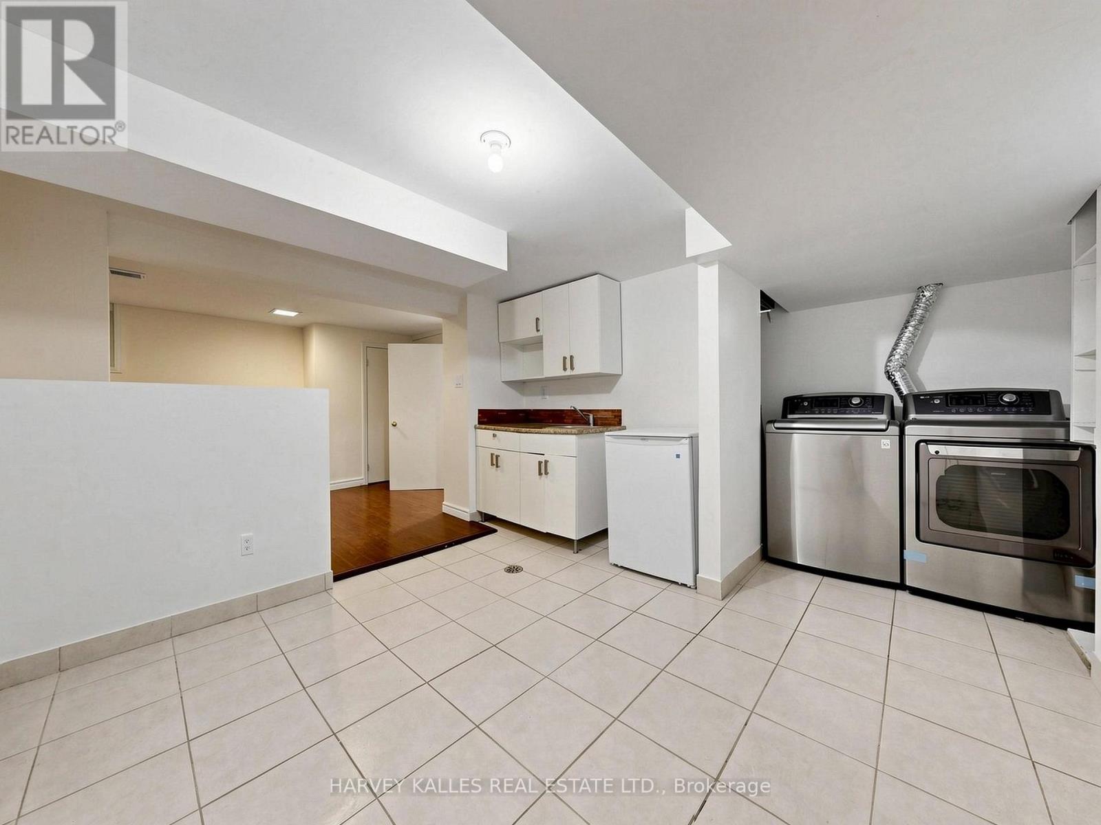 87 Combe Avenue Property Photo 31
