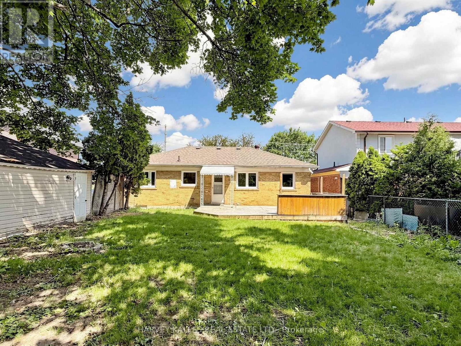 87 Combe Avenue Property Photo 35