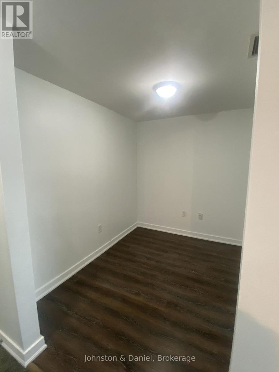 5201 - 35 Mariner Terrace Property Photo 8