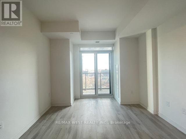 910 - 50 Power Street Property Photo 14