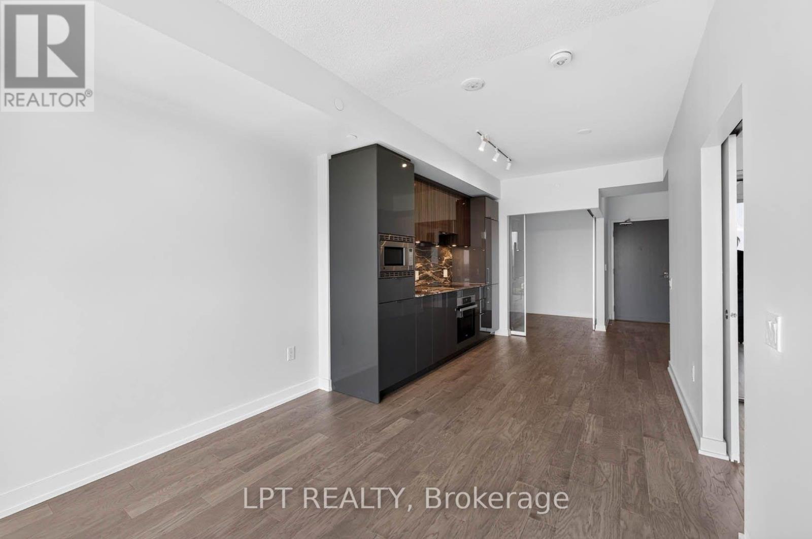 536 - 20 O'neill Road Property Photo 9