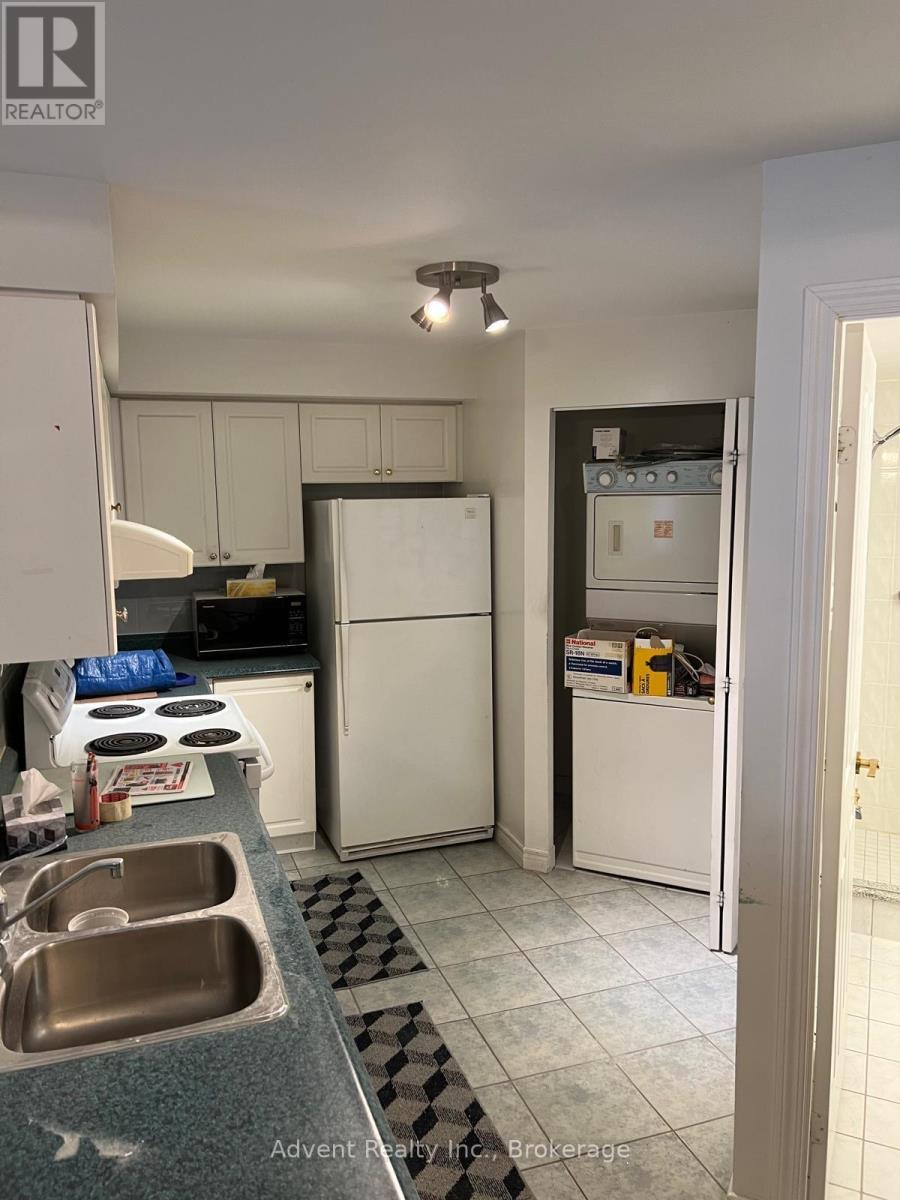 1107 - 152 St Patrick Street Property Photo 5