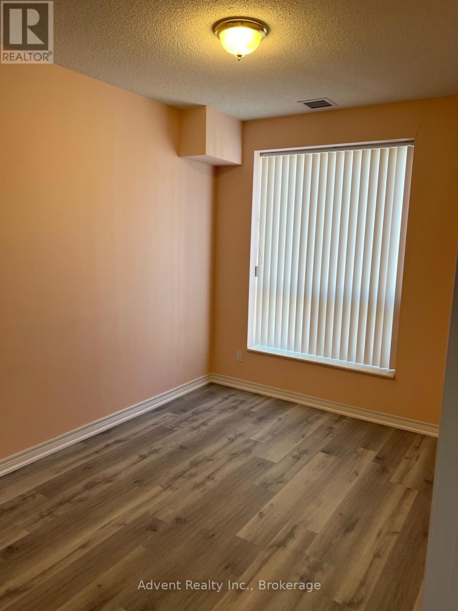 1107 - 152 St Patrick Street Property Photo 10