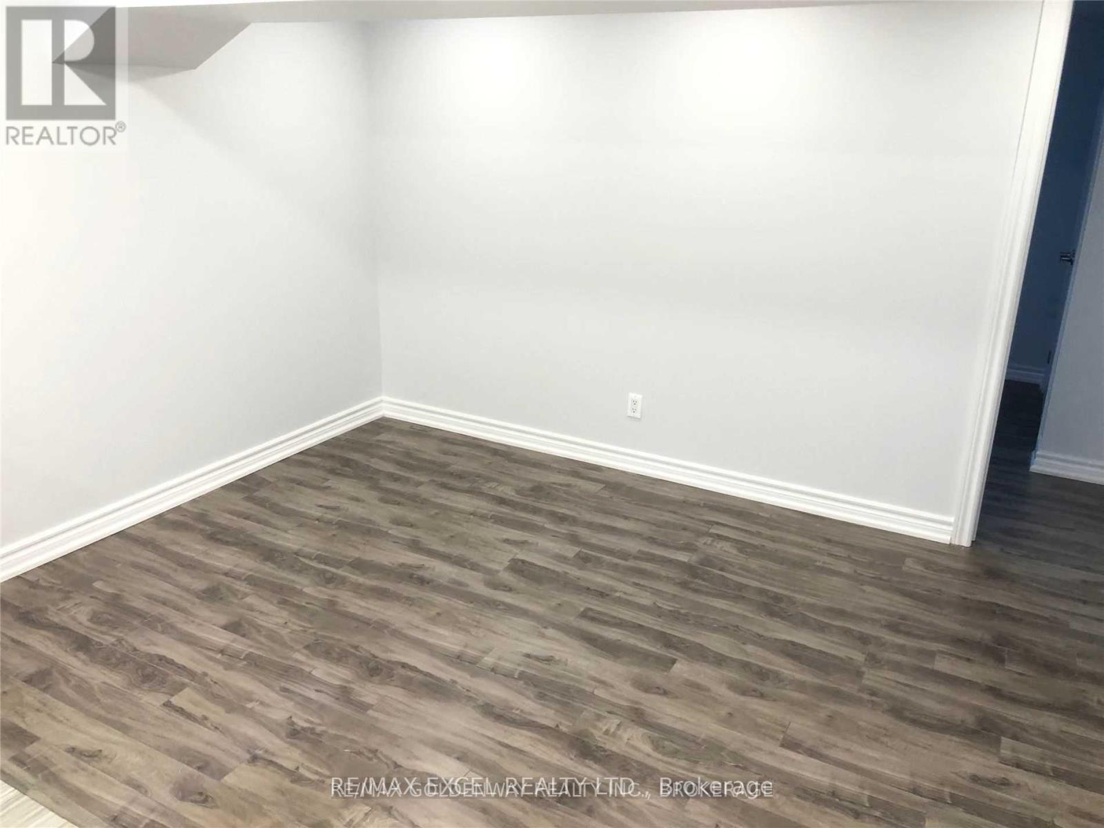 Bsmt - 30 Hazelnut Crescent Property Photo 7