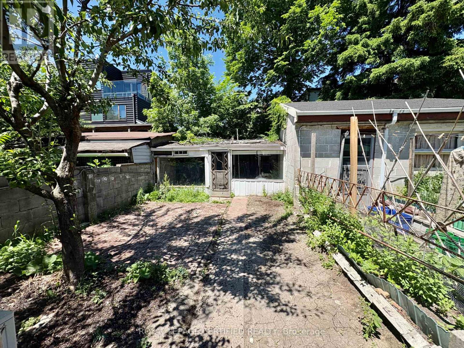 36 Mitchell Avenue Property Photo 25