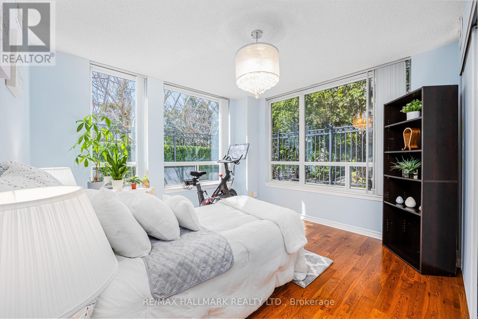 112 - 3 Rean Drive Property Photo 17
