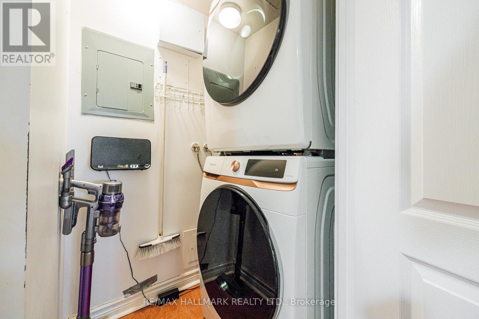 112 - 3 Rean Drive Property Photo 21