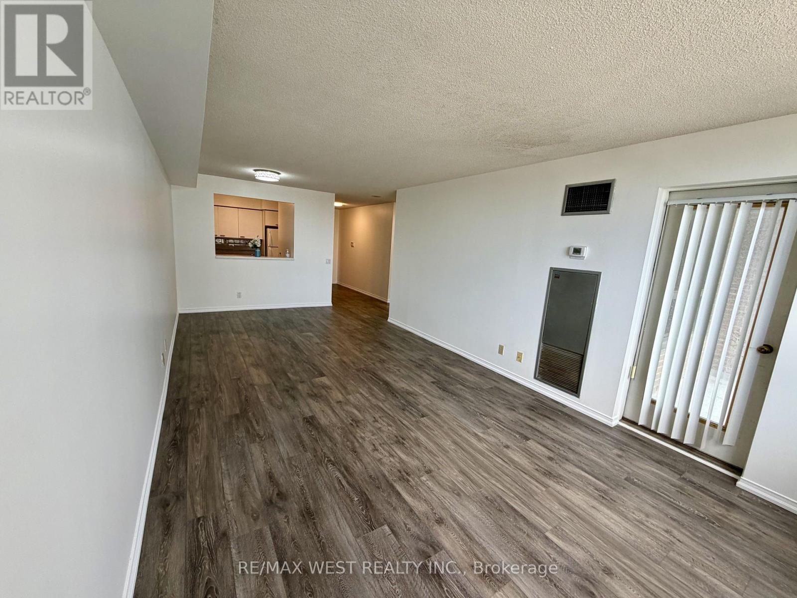 2405 - 100 Upper Madison Avenue Property Photo 10