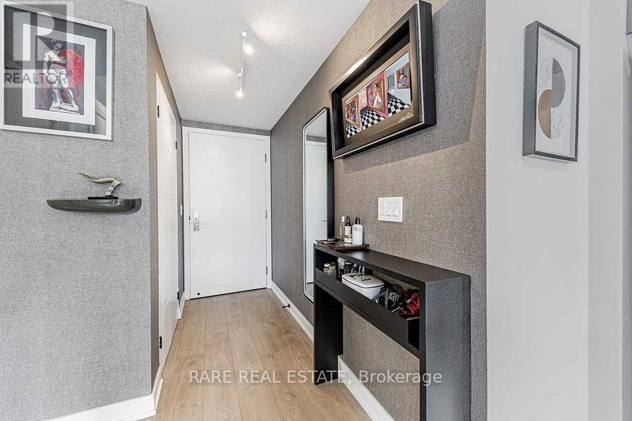 1109 - 50 Wellesley Street E Property Photo 19