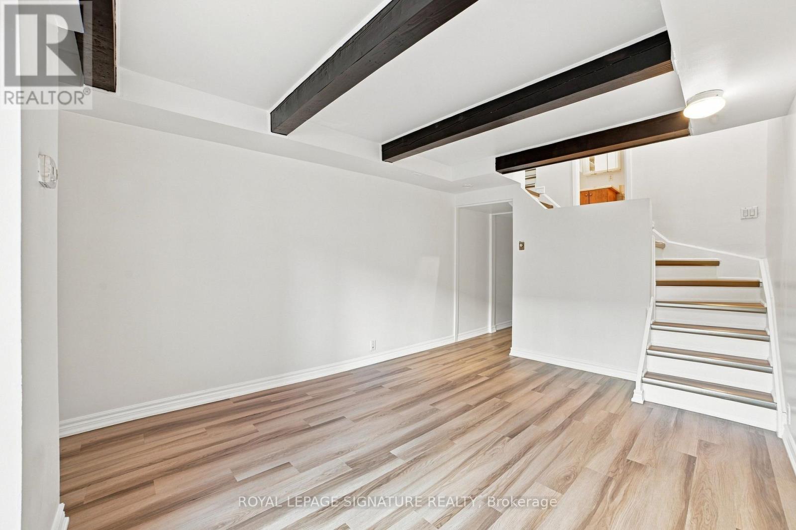 18 - 325 Jarvis Street Property Photo 5