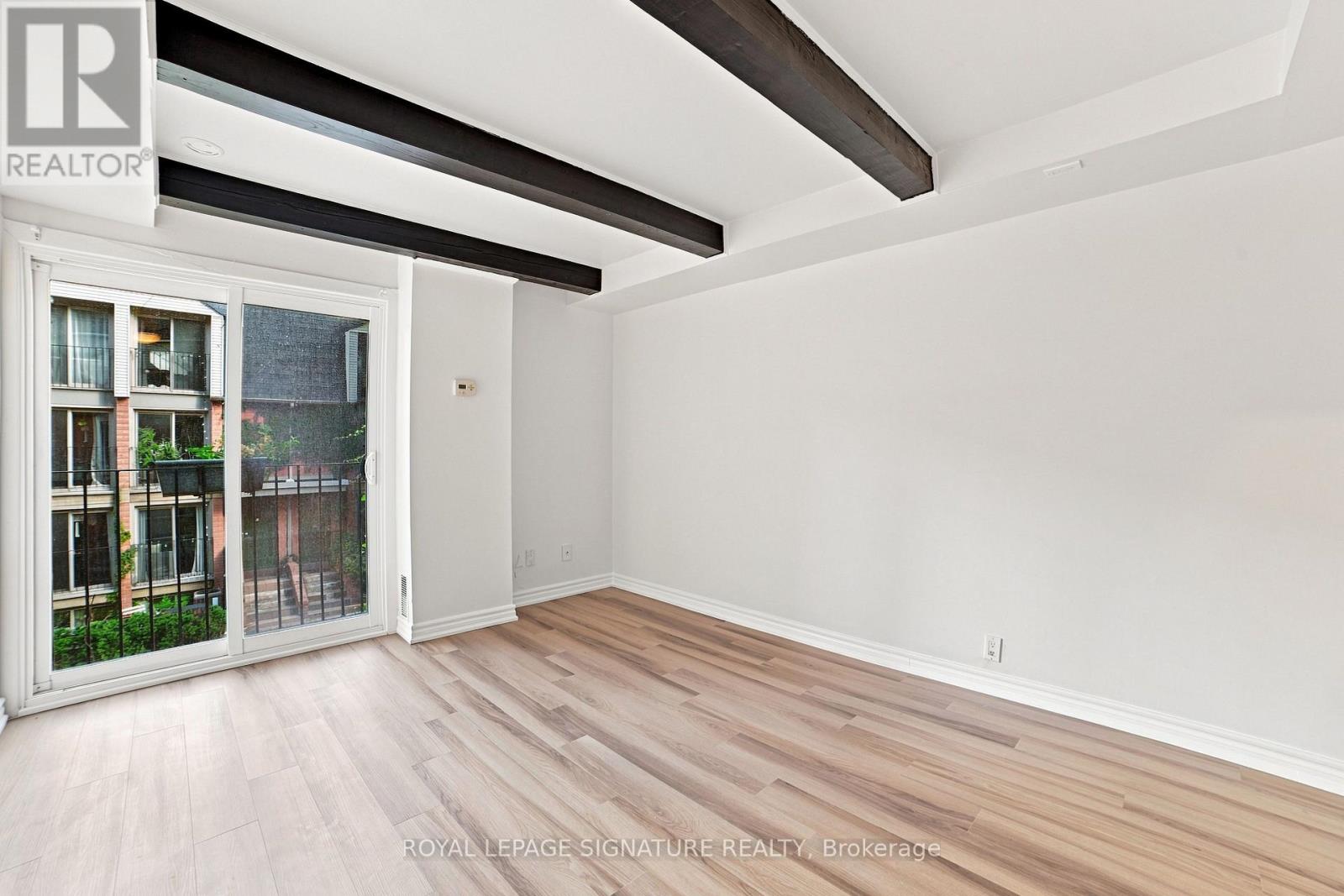 18 - 325 Jarvis Street Property Photo 6