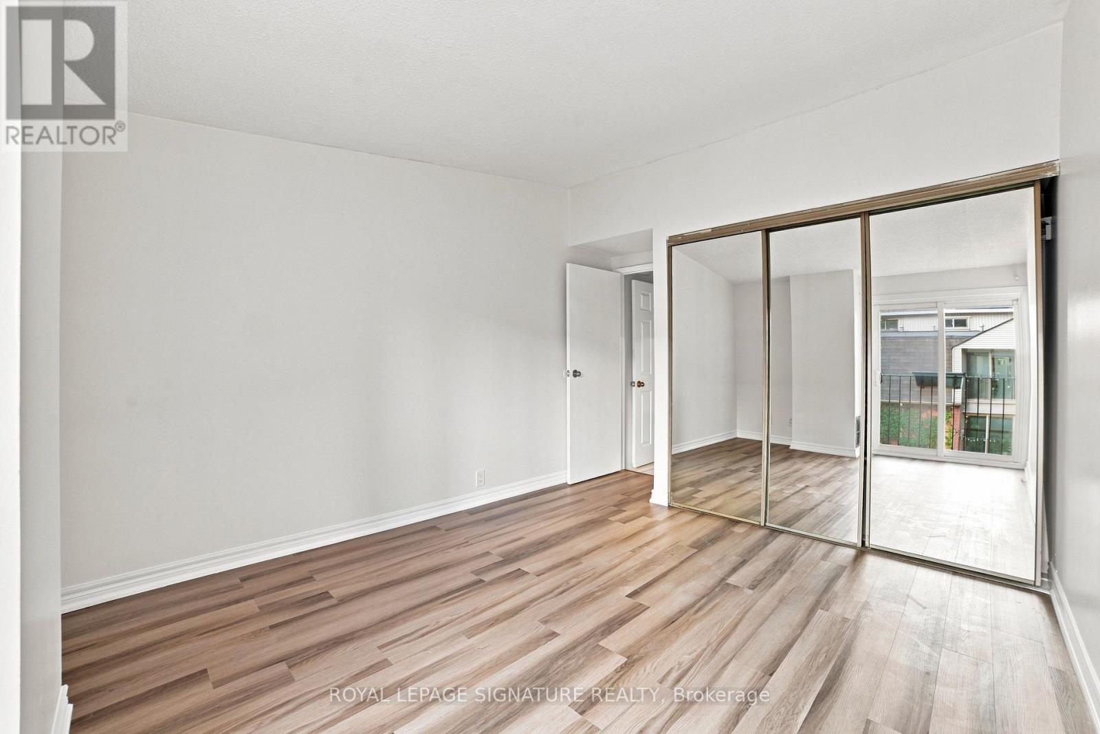 18 - 325 Jarvis Street Property Photo 10